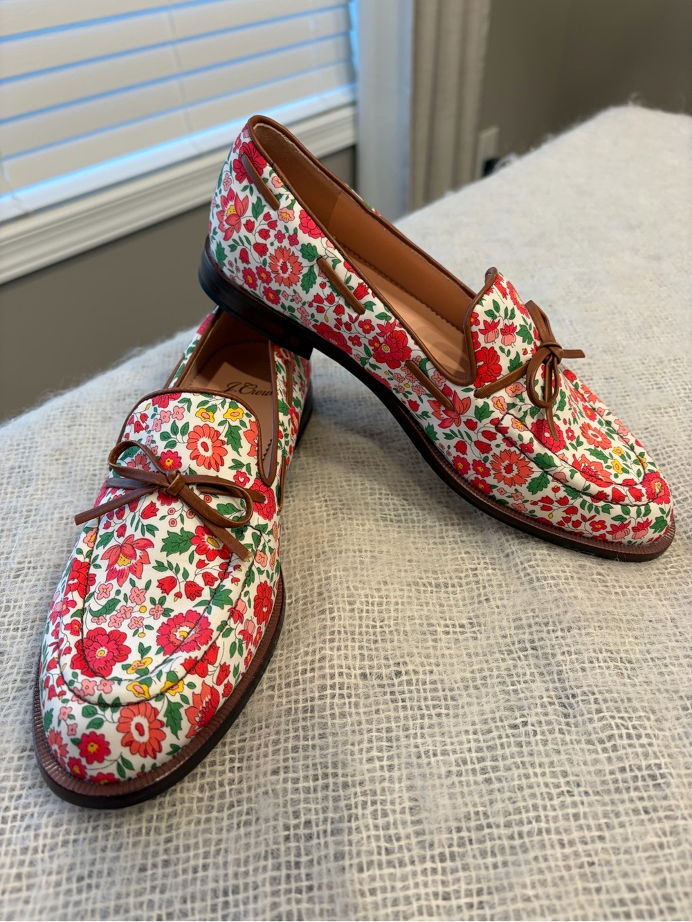 J. CREW NWT leather green & Pink Floral Printed Liberty w/Bow Loafers Flats SZ 6